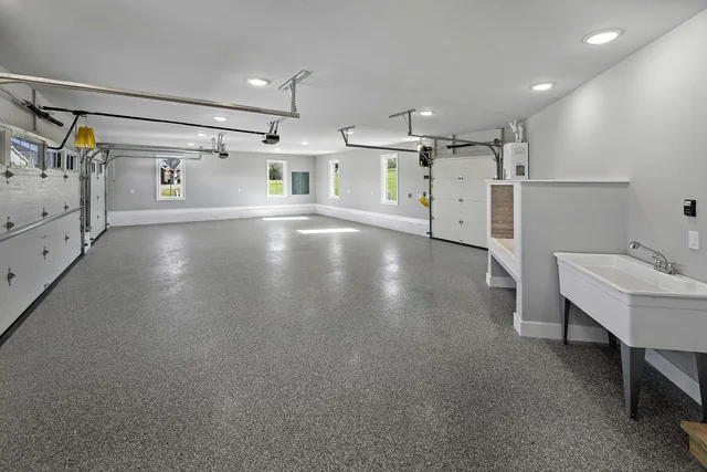 Auberlun Garage (1) — Providence Builders home