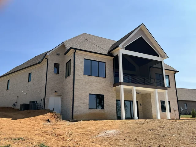 Aylesbury III home gallery photo 13 — Providence Builders home
