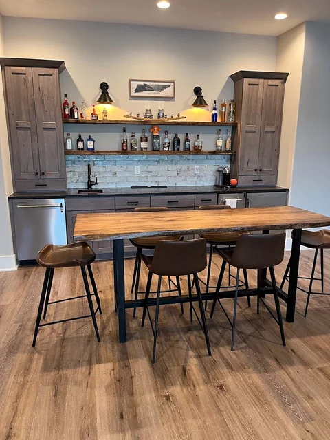 Aylesbury Wetbar — Providence Builders home