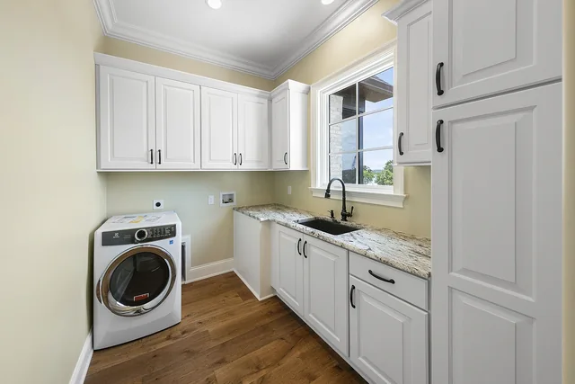 Beaumont Laundry (2) — Providence Builders home