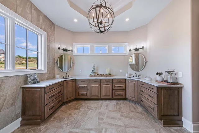 Excalibur II: Excalibur ll Ensuite (4) — Providence Builders home