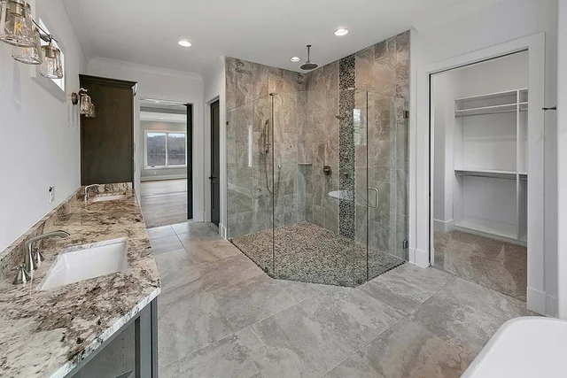 San Martin III: San Martin lll Ensuite (7) — Providence Builders home