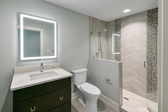 Versailles Bath (6) — Providence Builders home