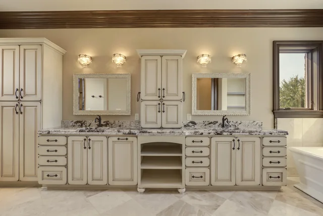 35 1178 ZepherDrive MasterBath01 — Providence Builders home
