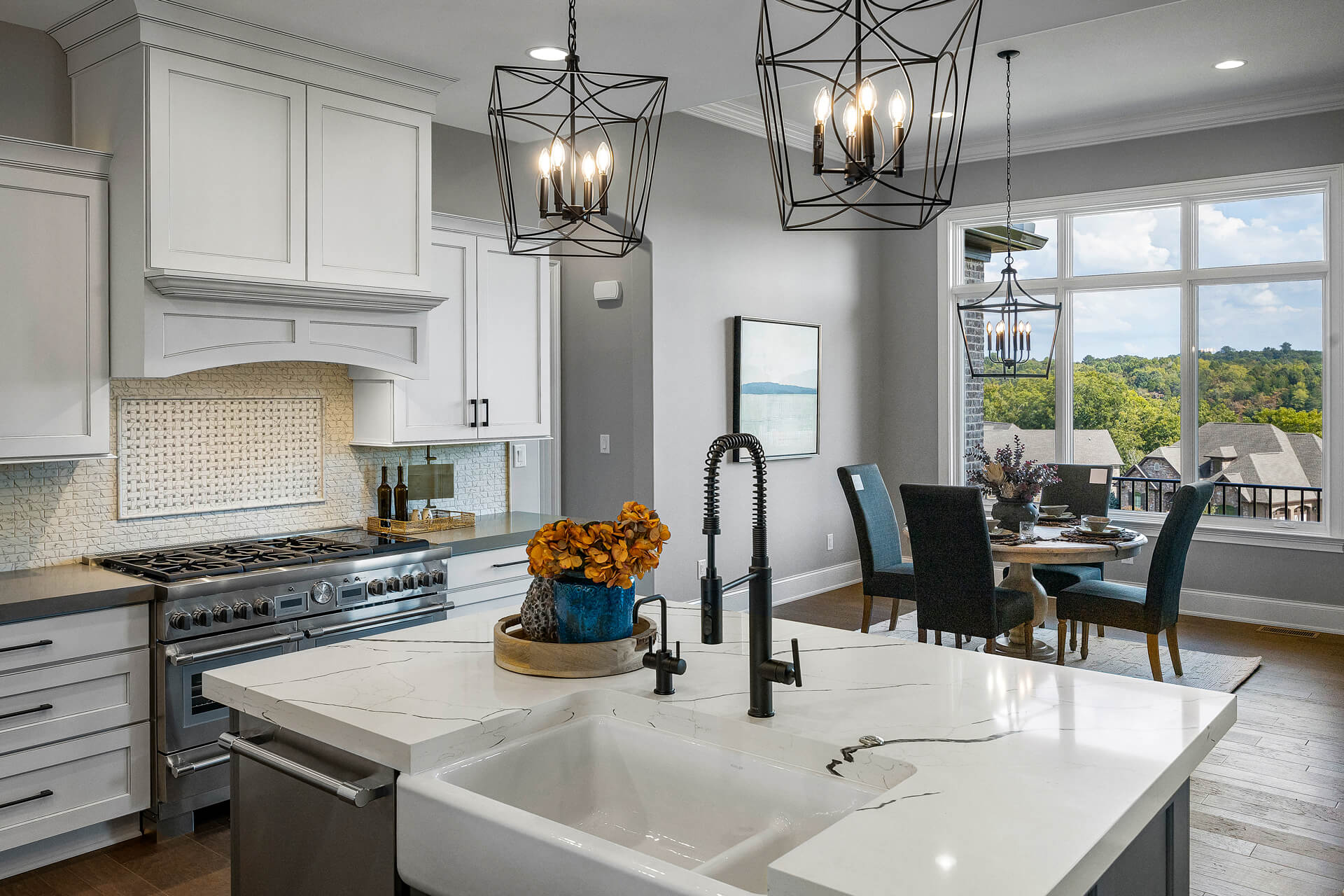 Grande-Vista-Bay-luxury-custom-home-builders Grande Vista Bay luxury custom home builders