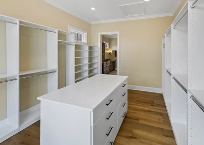 Beaumont Closet (4)