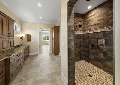 Beaumont Master Bathroom (2)